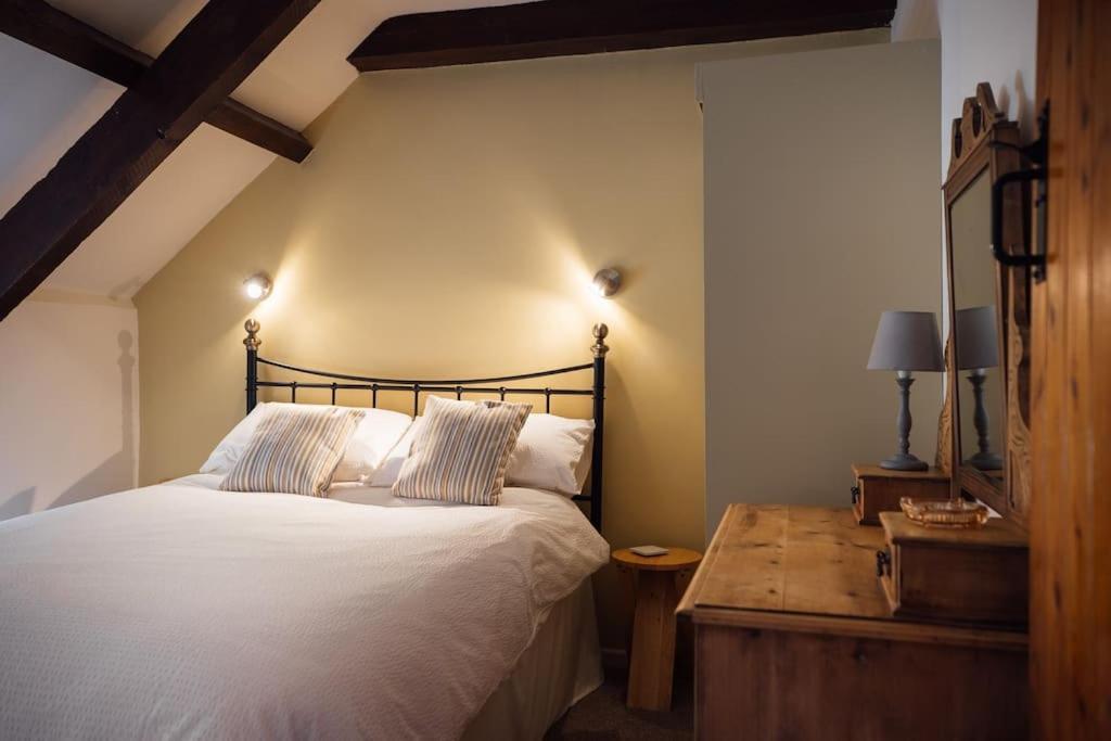Barn Cottage - Family-Friendly Cottage With Heated Indoor Pool Haverfordwest Eksteriør bilde