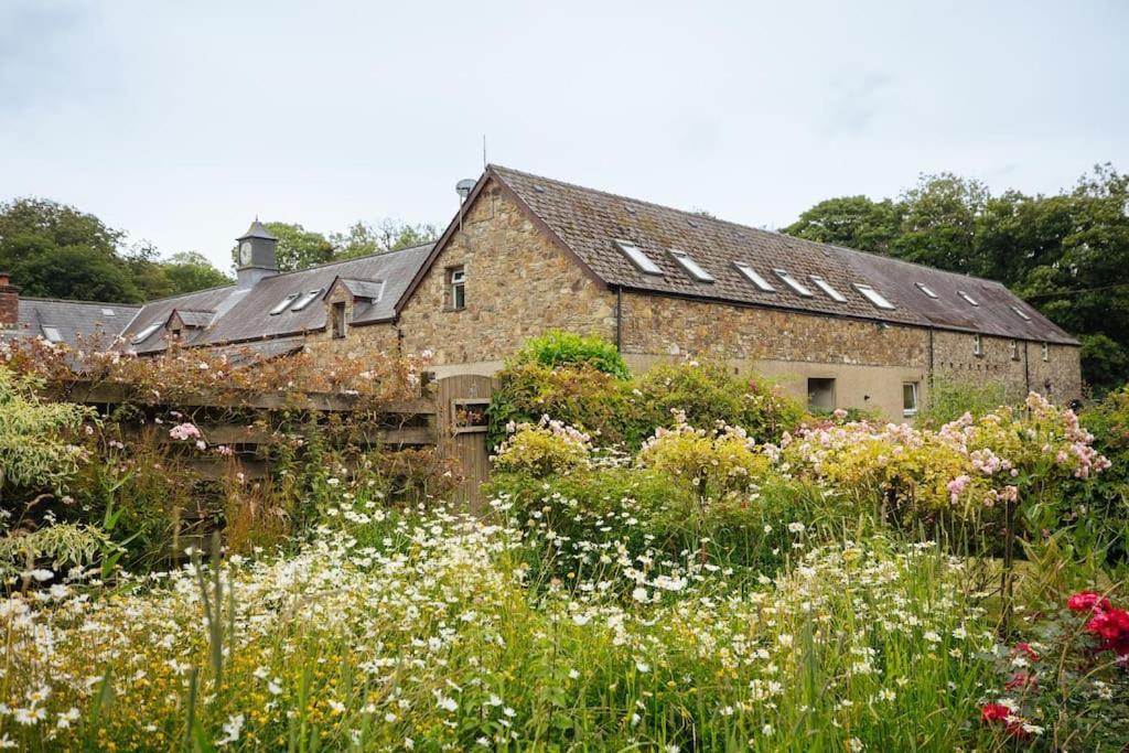 Barn Cottage - Family-Friendly Cottage With Heated Indoor Pool Haverfordwest Eksteriør bilde